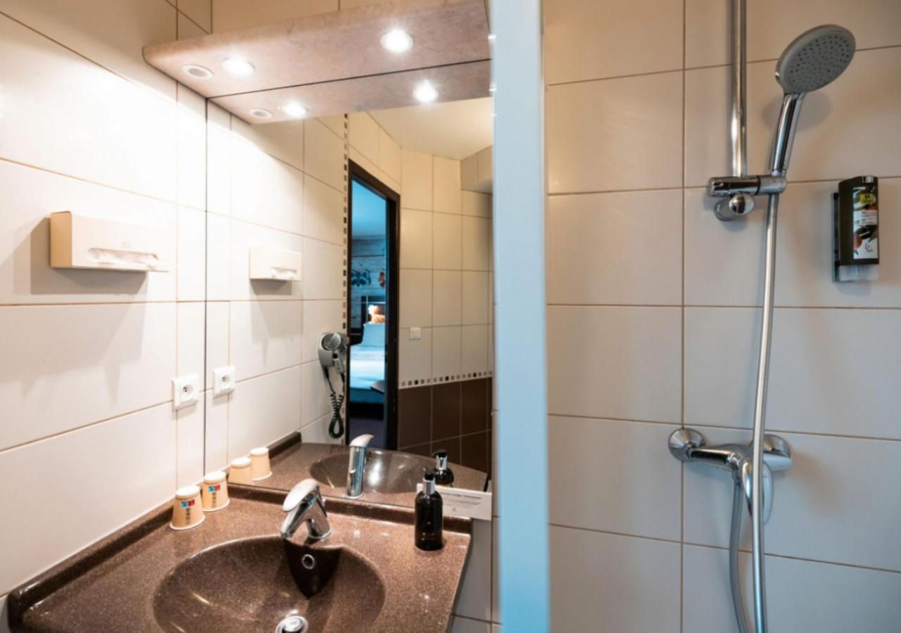 Logis Boutique Hotel Novalis Gradignan Buitenkant foto